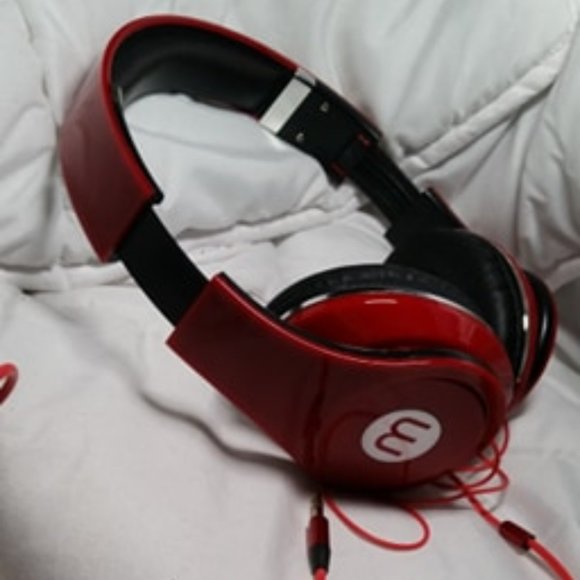 m brand Other - m brand adjustable red headphones with aux 🎉